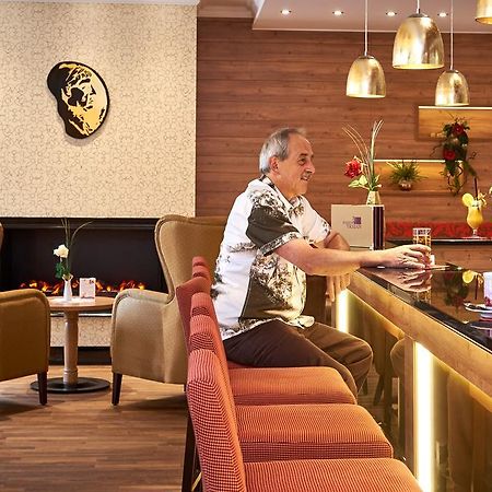 Kurhotel Kaiser Trajan Bad Gögging Buitenkant foto