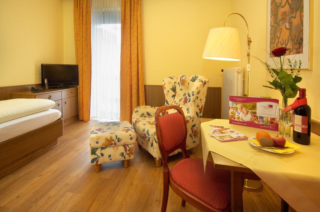 Kurhotel Kaiser Trajan Bad Gögging Kamer foto