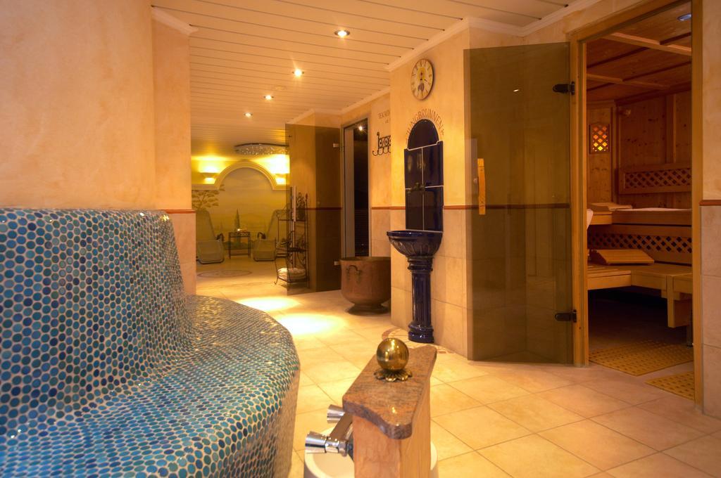 Kurhotel Kaiser Trajan Bad Gögging Buitenkant foto