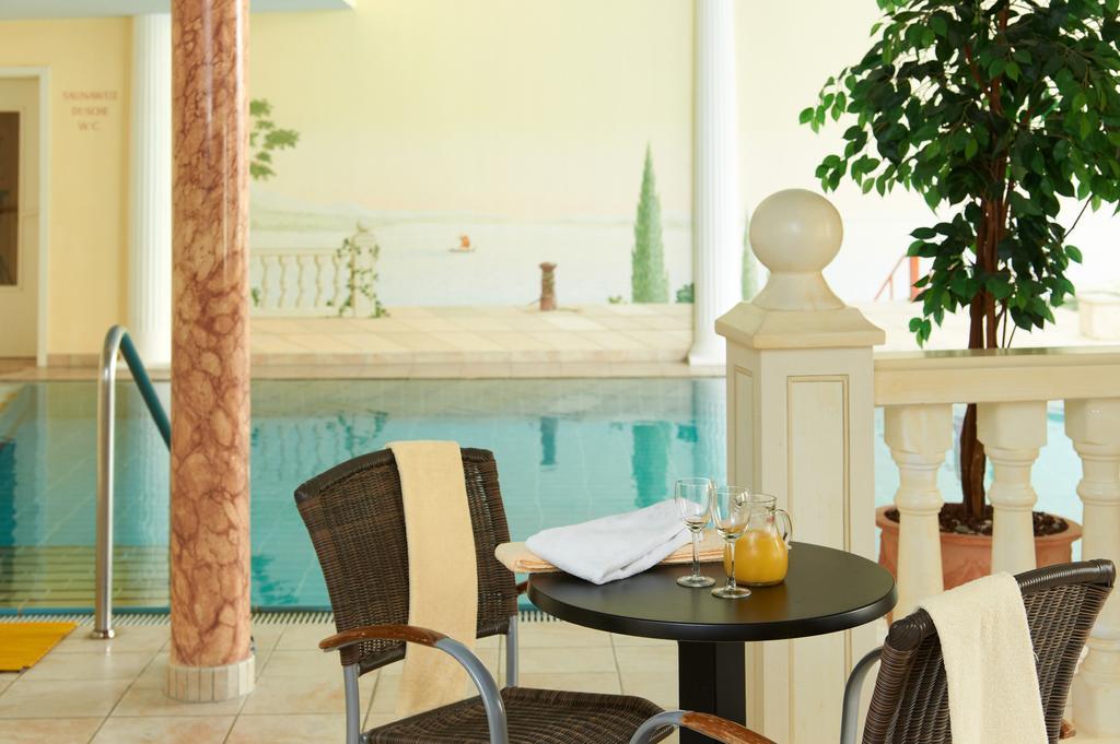 Kurhotel Kaiser Trajan Bad Gögging Buitenkant foto
